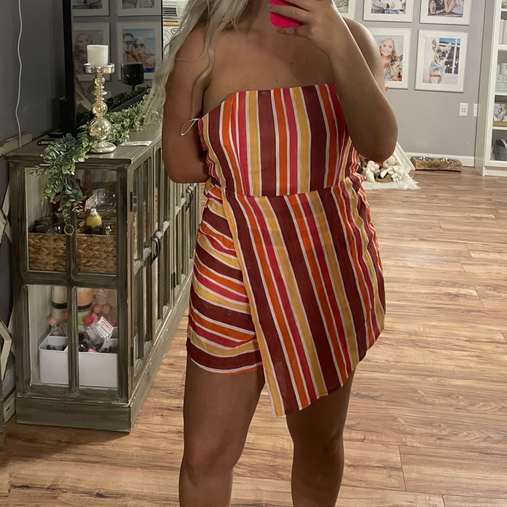 boutique strapless stripped romper